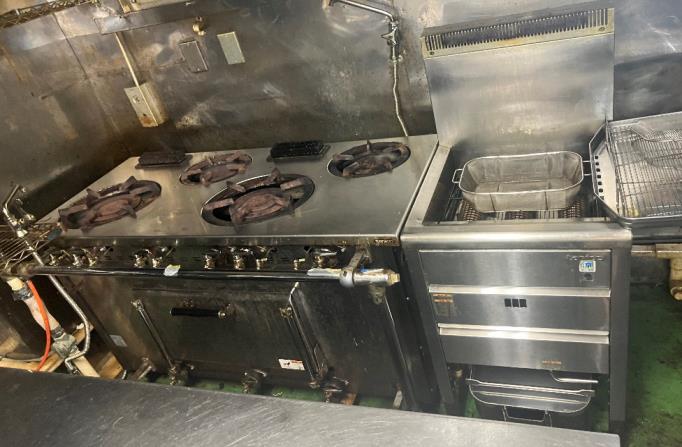 【初期費用300万円以下】【越谷市】越谷駅徒歩5分（急行停車）／1階路面・居酒屋居抜き